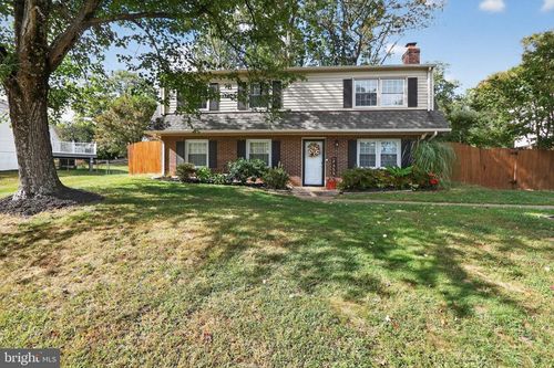 13918 Lynhurst Dr, WOODBRIDGE, VA, 22193-4335 | Card Image