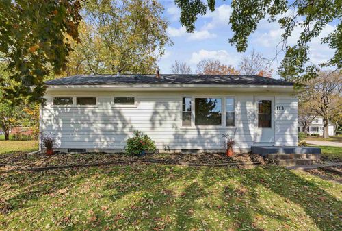 113 Se 8th Parkway, Waverly, IA, 50677 | Card Image