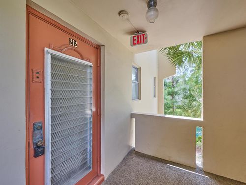 212-3091 E Sunrise Lakes Dr, Sunrise, FL, 33322-1753 | Card Image