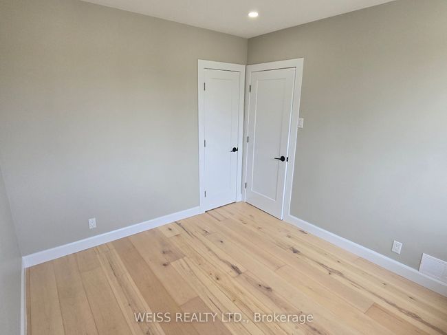 14 Snowood Crt, House attached with 3 bedrooms, 2 bathrooms and 4 parking in North York ON | Image 26