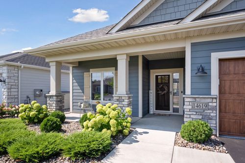 14619 Cheshire Way, Dayton, MN, 55327-4413 | Card Image