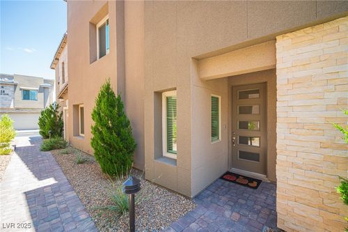 1053-600 N Carriage Hill Dr, Las Vegas, NV, 89138-4663 | Card Image
