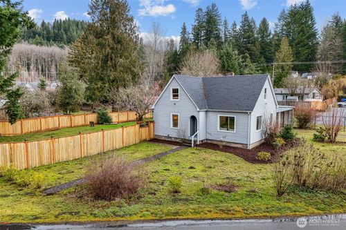 54307 Mountain Hwy E, Elbe, WA, 98330-8000 | Card Image