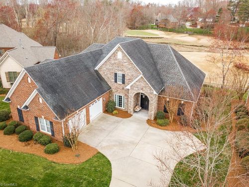 202 Sycamore Ridge Dr, Bermuda Run, NC, 27006-7477 | Card Image