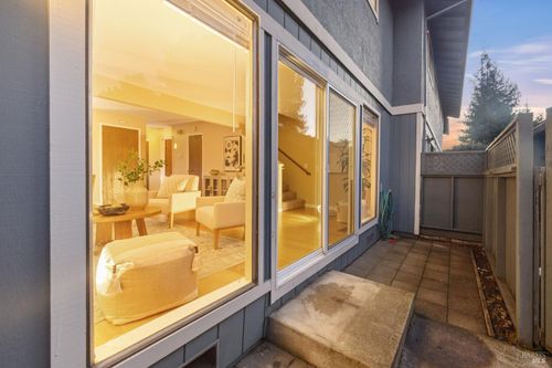 5061 Country Club Drive, Rohnert Park, CA, 94928 | Card Image