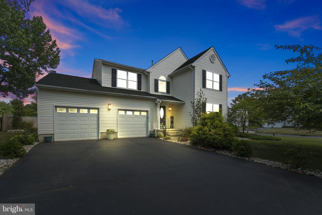 Matthew Ct, Bordentown, NJ 08505