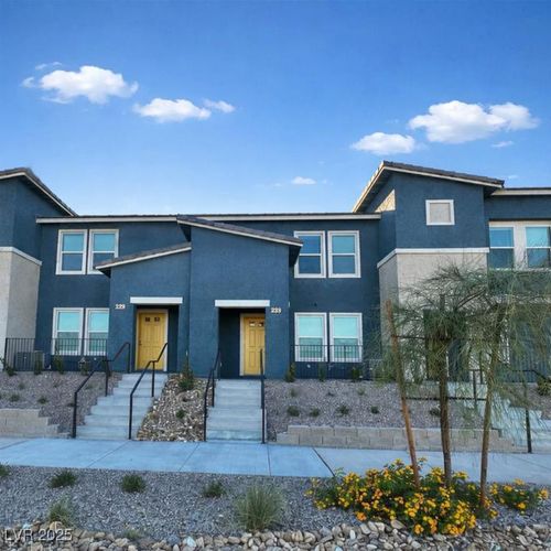 1130 Scarlet Sparrow St, Henderson, NV, 89011-4525 | Card Image