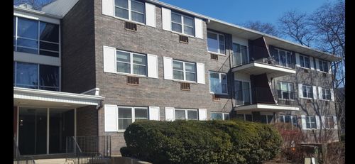 1n-8700 Skokie Blvd, Skokie, IL, 60077-2271 | Card Image