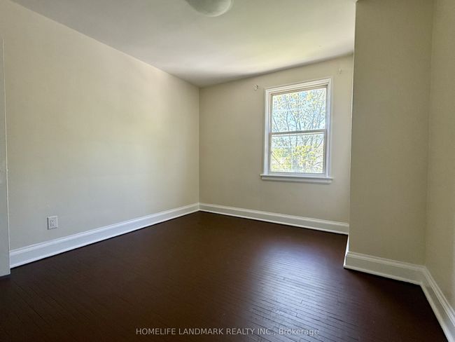 17 Arkell St, House other with 7 bedrooms, 2 bathrooms and 2 parking in Hamilton ON | Image 7