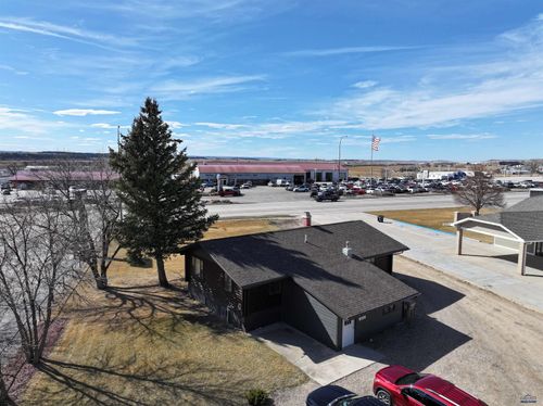 35 5th Ave, Belle Fourche, SD, 57717-1140 | Card Image