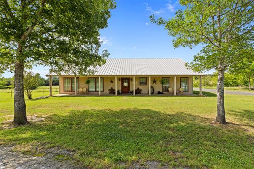 8550 New Hope Rd, Gilmer, TX, 75645-7565 | Card Image