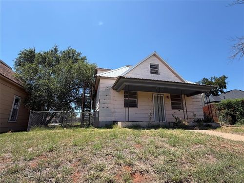 509 N N 4th ; I-40-Bl Street, Sayre, OK, 73662 | Card Image