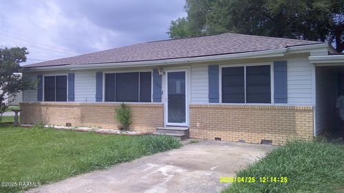 1105 Lovell St, Crowley, LA, 70526-6009 | Card Image