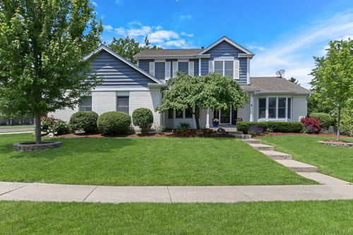 347 Yorkshire Dr, Mundelein, IL, 60060-4513 | Card Image