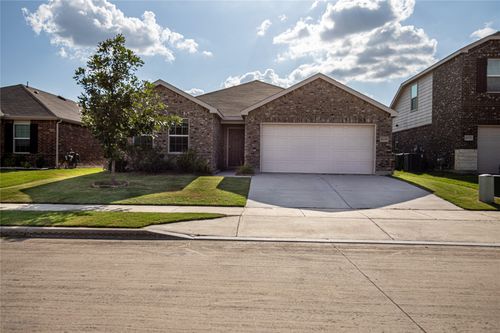 16033 Pemberly Way, Haslet, TX, 76052-3917 | Card Image