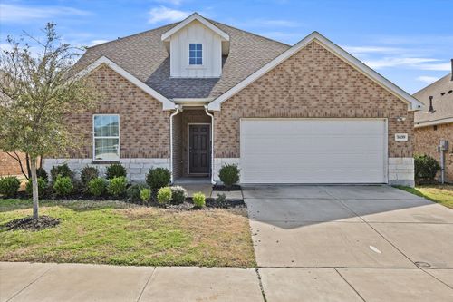5839 Melville Ln, Forney, TX, 75126-4176 | Card Image