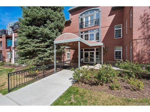 111-300 Hudson St, Denver, CO, 80220-5869 | Card Image