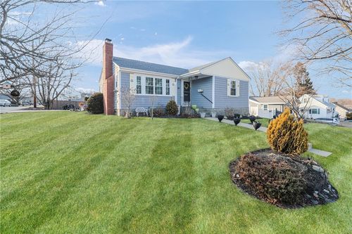 55 Moorland Avenue, East Providence, RI, 02914 | Card Image