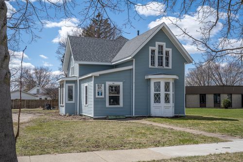 311 N Prairie St, Lake City, MN, 55041-1541 | Card Image