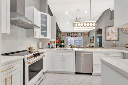 15432 Rosaire Ln, Delray Beach, FL, 33484-4625 | Card Image