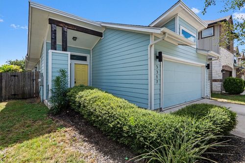 5317 Daimler Dr, Austin, TX, 78744-5443 | Card Image