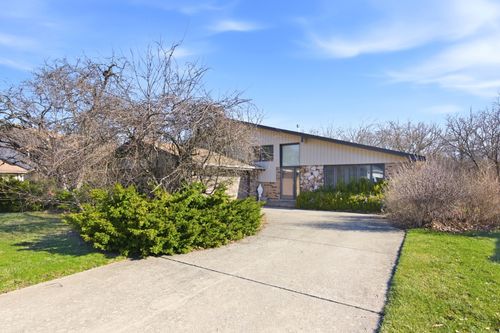 13817 Secretariat Ln, Orland Park, IL, 60467-1015 | Card Image