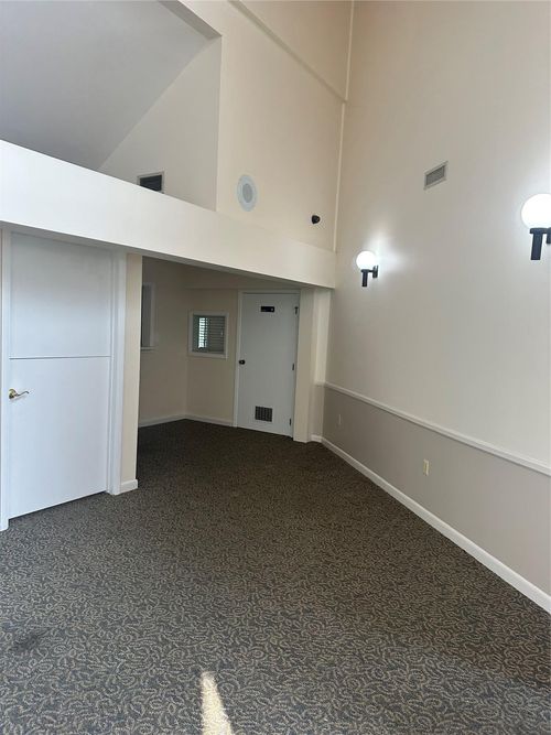ste-6-7 Pine Woods Rd, Hyde Park, NY, 12538-1650 | Card Image