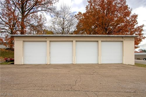 421 W South St, Wooster, OH, 44691-4749 | Card Image