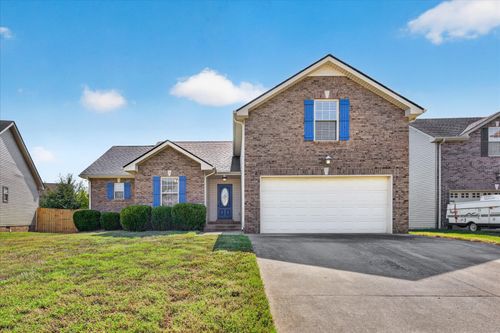 3534 Southwood Dr, Clarksville, TN, 37042-8190 | Card Image