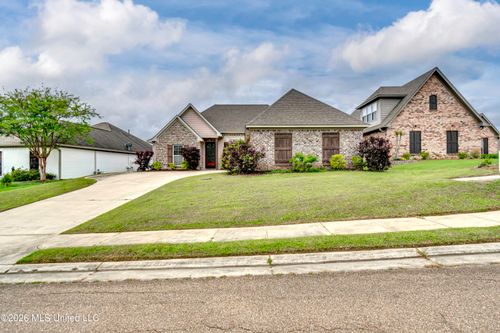 130 Grace Dr, Flowood, MS, 39232-6616 | Card Image
