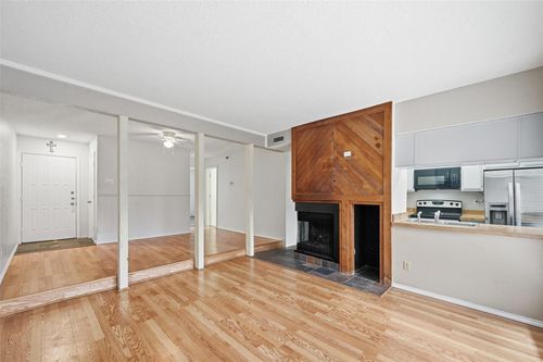 apt-7-7522 Holly Hill Dr, Dallas, TX, 75231-4517 | Card Image