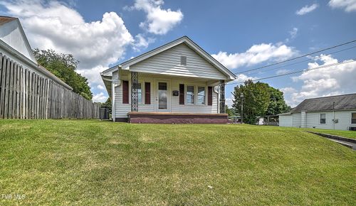 1241 Carolina Ave, Bristol, TN, 37620-3944 | Card Image