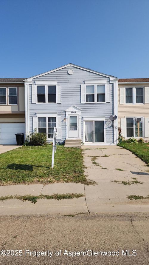 3863 W 6th St, Craig, CO, 81625-3839 | Card Image