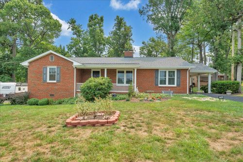 1544 Newton Cir, Bedford, VA, 24523-1512 | Card Image