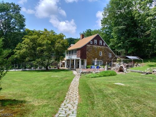 2 Farber Hill Rd, Boonton Twp, NJ, 07005-9218 | Card Image