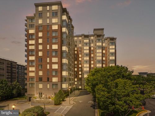 apt-411-2726 Gallows Rd, VIENNA, VA, 22180-7144 | Card Image