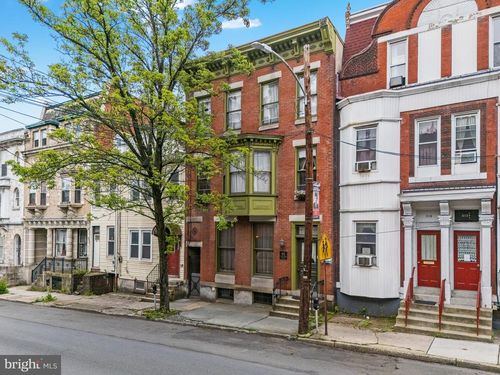 611 W Market St, Pottsville, PA, 17901-2266 | Card Image