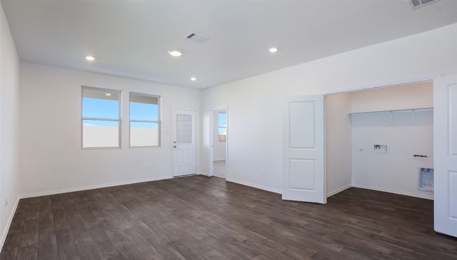 161 Celosia Loop, House other with 3 bedrooms, 2 bathrooms and 1 parking in Uhland TX | Image 7
