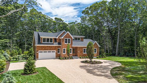 5697 Westphalia Rd, Mattituck, NY, 11952-2532 | Card Image