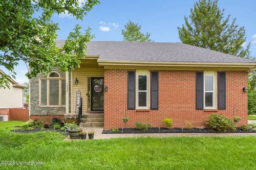 1332 Oak Ridge Ct, Simpsonville, KY, 40067-6668 | Card Image