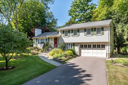 365 Dover Rd, Westwood, MA, 02090-2601 | Card Image