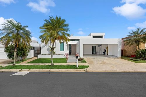 C-9 Paseo, San Juan, PR, 00901 | Card Image