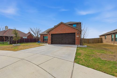 112 Saloon Cv E, Newark, TX, 76071-3212 | Card Image