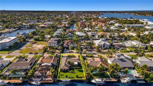 1525 Osprey Ave, NAPLES, FL, 34102 | Card Image