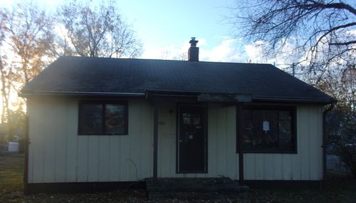 1406 N Main St, Georgetown, IL, 61846-1053 | Card Image