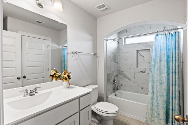 122 Stout Cv, House other with 4 bedrooms, 4 bathrooms and null parking in Cibolo TX | Image 17