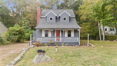 19 W Shore Dr, Clinton, CT, 06413-1034 | Card Image