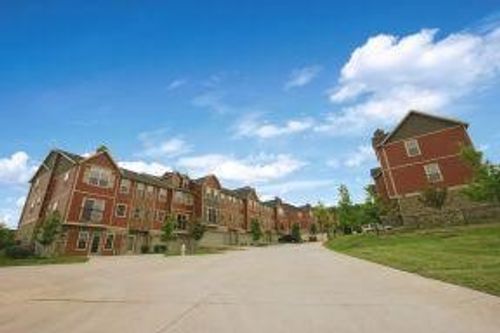 2858 W Lakewood Dr, Fayetteville, AR, 72704-5138 | Card Image