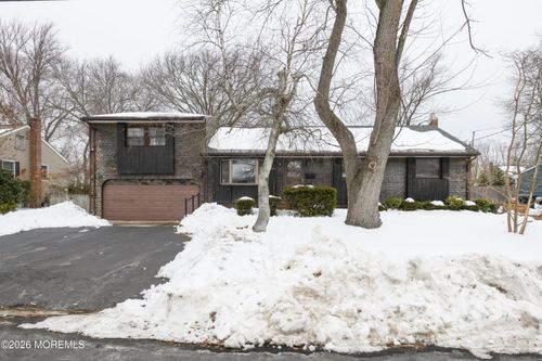 287 Linda St, Belford, NJ, 07718-1306 | Card Image