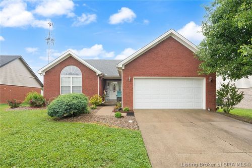 6022 Pine View Ct, Jeffersonville, IN, 47130-8962 | Card Image